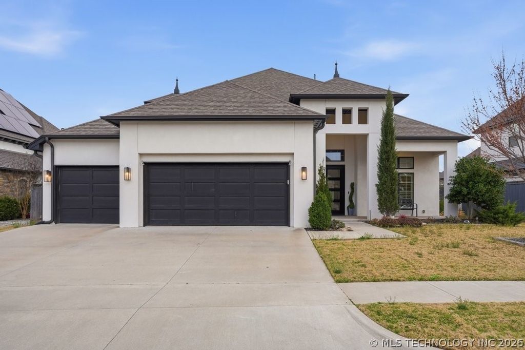 12015 S Urbana Avenue, Tulsa, OK 74137