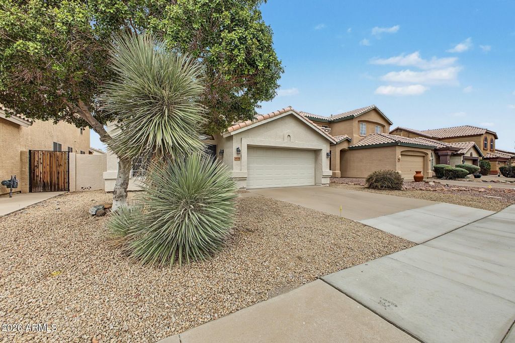 4570 W BINNER Drive, Chandler, AZ 85226 — photo 5