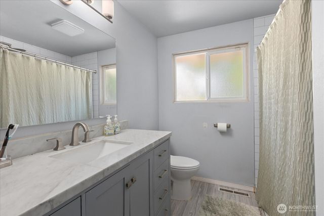 9207 Meadow Way, Everett, WA 98208