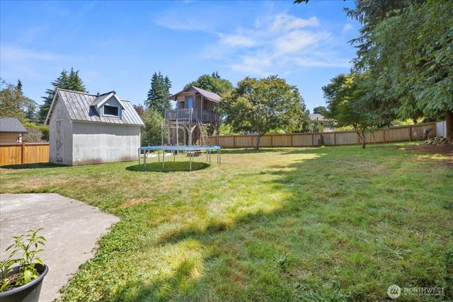 9207 Meadow Way, Everett, WA 98208