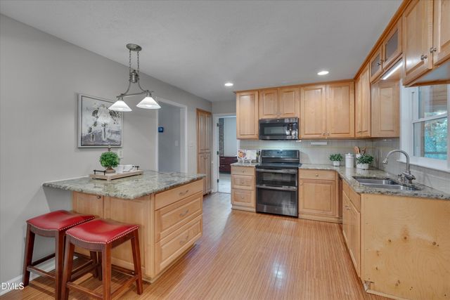 641 Kings Fork Road, Cary, NC 27511