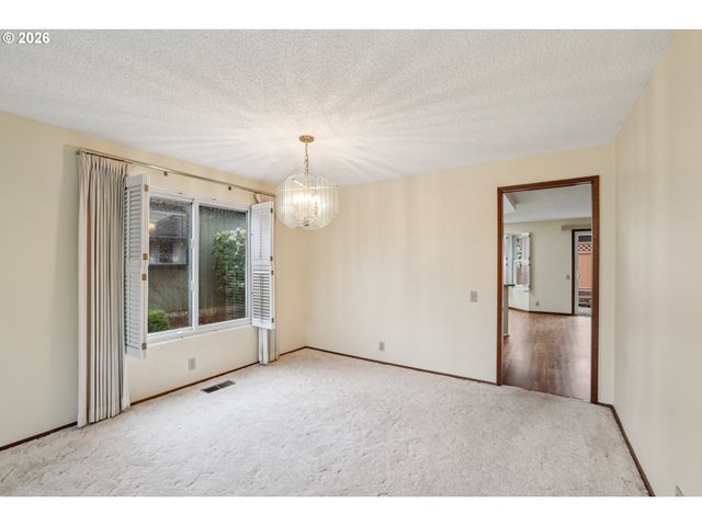 2261 Ne 153RD Ave, Portland, OR 97230