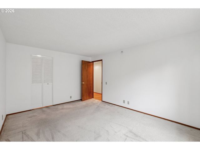 2261 Ne 153RD Ave, Portland, OR 97230