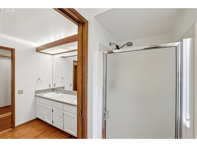 2261 Ne 153RD Ave, Portland, OR 97230