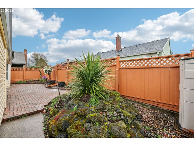 2261 Ne 153RD Ave, Portland, OR 97230