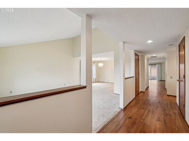 2261 Ne 153RD Ave, Portland, OR 97230