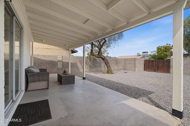 2302 E NISBET Road, Phoenix, AZ 85022