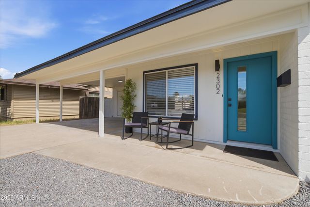 2302 E NISBET Road, Phoenix, AZ 85022