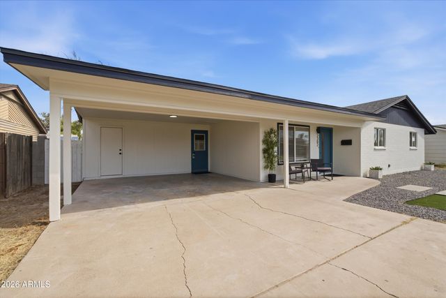 2302 E NISBET Road, Phoenix, AZ 85022