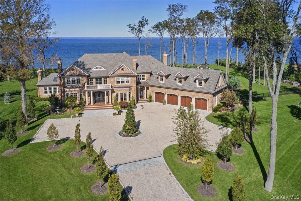 1 Hunters Way, Nissequogue, NY 11780 — exterior