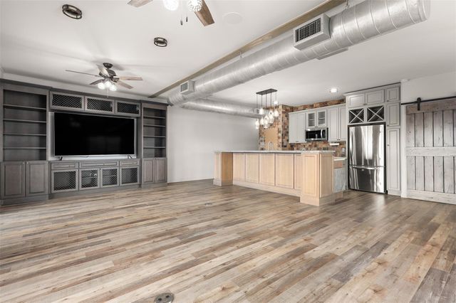 18809 Egret Bay Boulevard 321, Webster, TX 77058