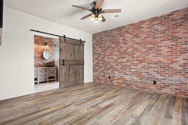 18809 Egret Bay Boulevard 321, Webster, TX 77058