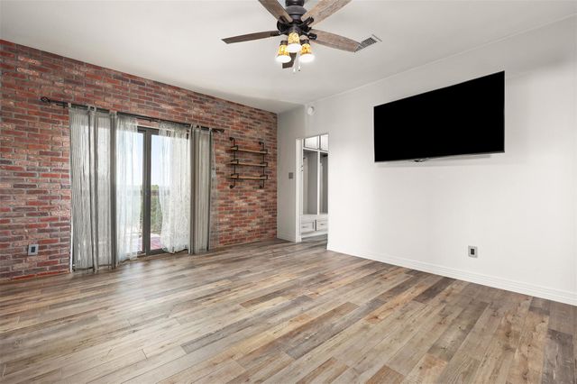 18809 Egret Bay Boulevard 321, Webster, TX 77058