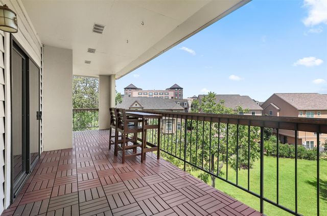 18809 Egret Bay Boulevard 321, Webster, TX 77058