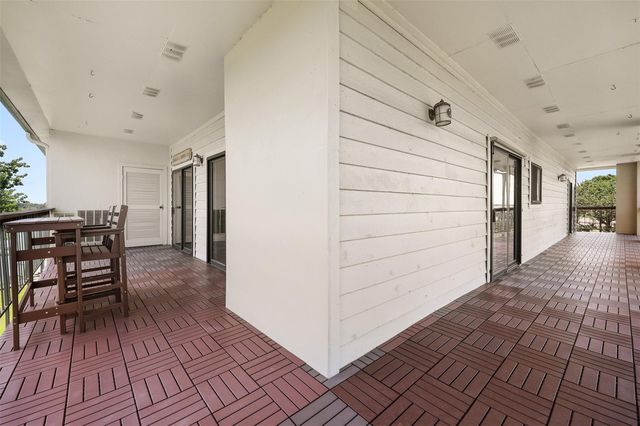 18809 Egret Bay Boulevard 321, Webster, TX 77058