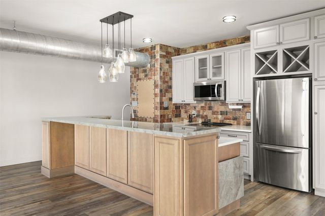 18809 Egret Bay Boulevard 321, Webster, TX 77058