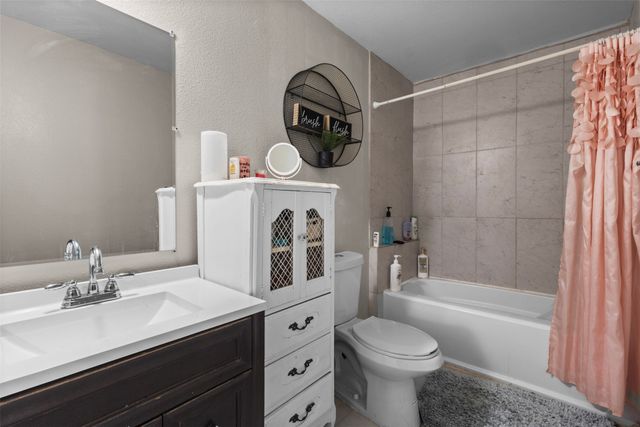 14847 N 3rd Street, Scurry, TX 75158