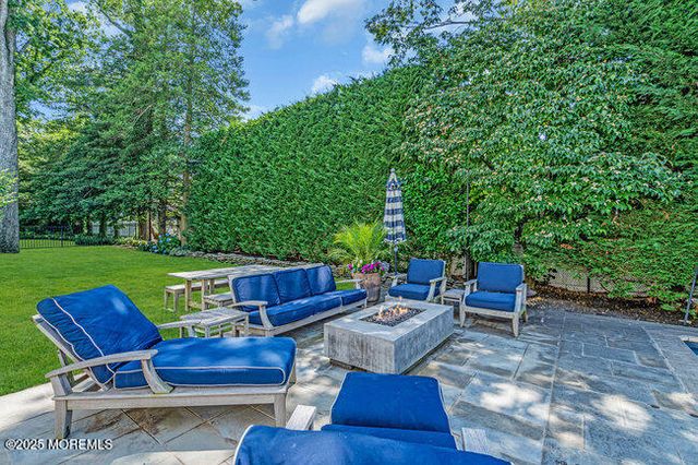 12 Red Oak Drive, Spring Lake, NJ 07762