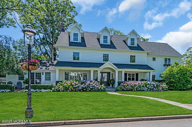 12 Red Oak Drive, Spring Lake, NJ 07762