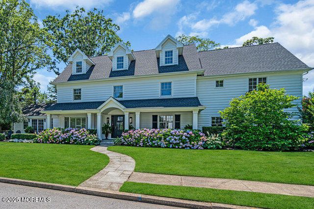 12 Red Oak Drive, Spring Lake, NJ 07762
