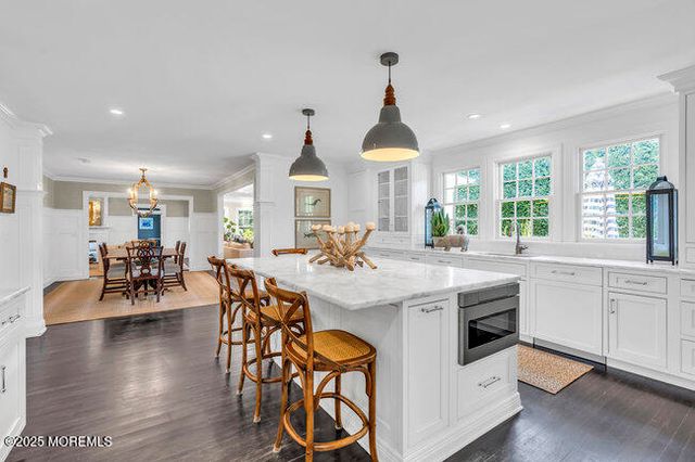 12 Red Oak Drive, Spring Lake, NJ 07762