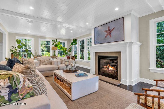 12 Red Oak Drive, Spring Lake, NJ 07762