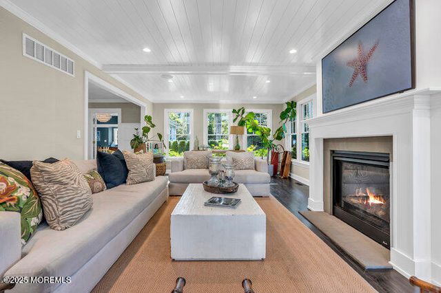 12 Red Oak Drive, Spring Lake, NJ 07762
