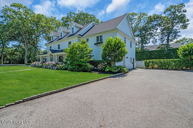 12 Red Oak Drive, Spring Lake, NJ 07762