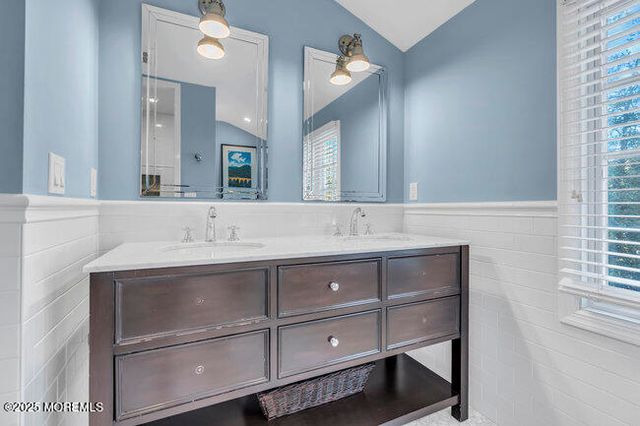 12 Red Oak Drive, Spring Lake, NJ 07762