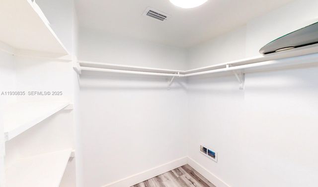 3660 NE 166th St 710, North Miami Beach, FL 33160