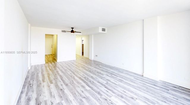 3660 NE 166th St 710, North Miami Beach, FL 33160