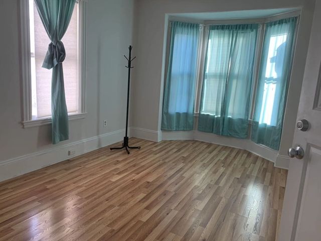 32 E Cottage 2, Boston, MA 02125