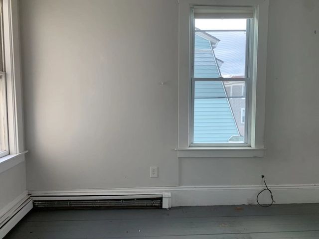 32 E Cottage 2, Boston, MA 02125