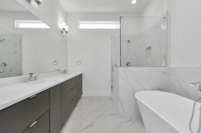 4721 Independence Heights Lane, Houston, TX 77018