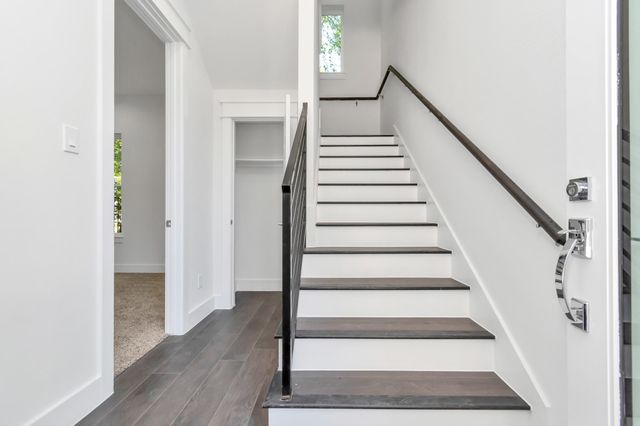 4721 Independence Heights Lane, Houston, TX 77018