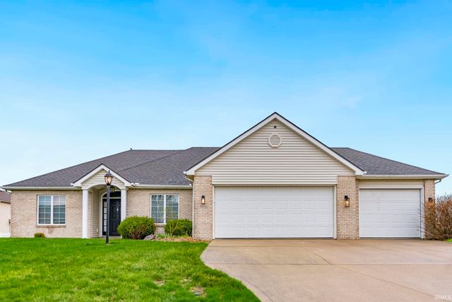 4611 Dupont Oaks Place, Fort Wayne, IN 46845