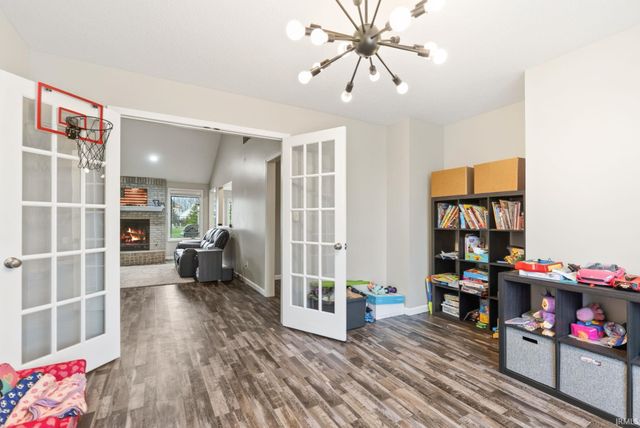 4611 Dupont Oaks Place, Fort Wayne, IN 46845