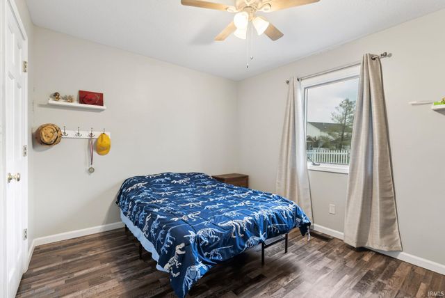 4611 Dupont Oaks Place, Fort Wayne, IN 46845