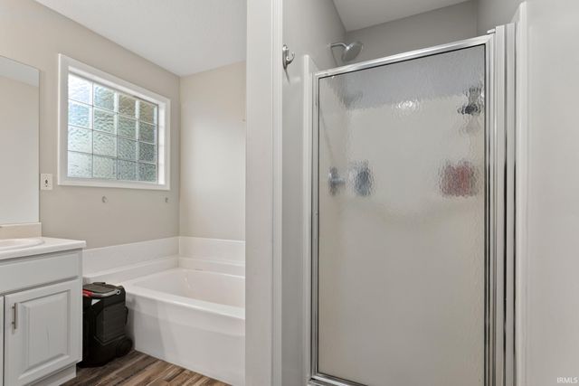 4611 Dupont Oaks Place, Fort Wayne, IN 46845