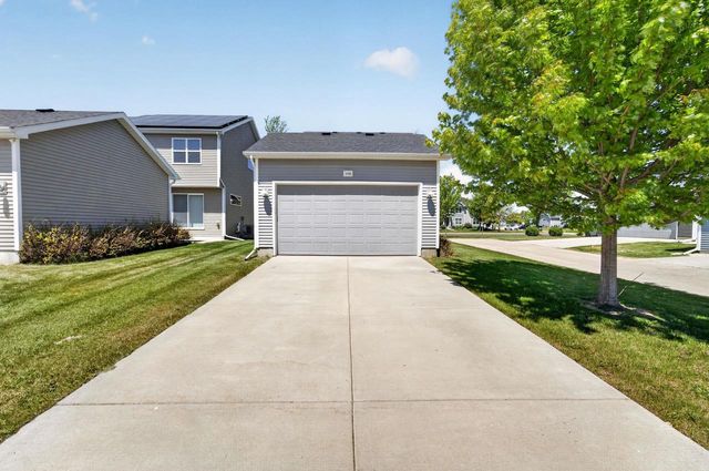 1105 Okeeffe Avenue, Sun Prairie, WI 53590