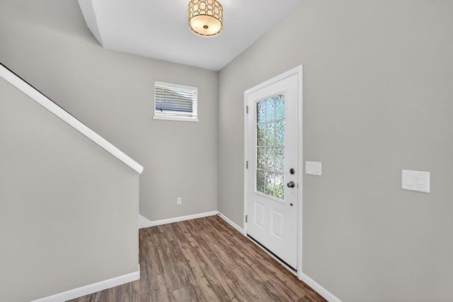 1105 Okeeffe Avenue, Sun Prairie, WI 53590