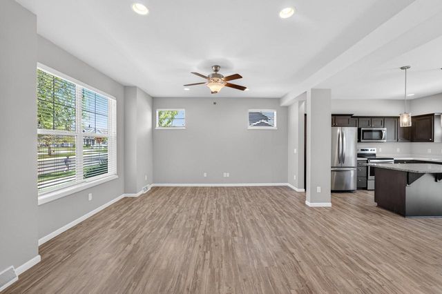 1105 Okeeffe Avenue, Sun Prairie, WI 53590