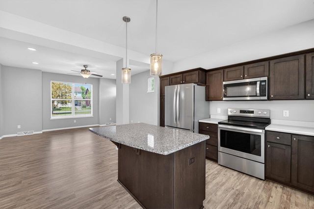 1105 Okeeffe Avenue, Sun Prairie, WI 53590