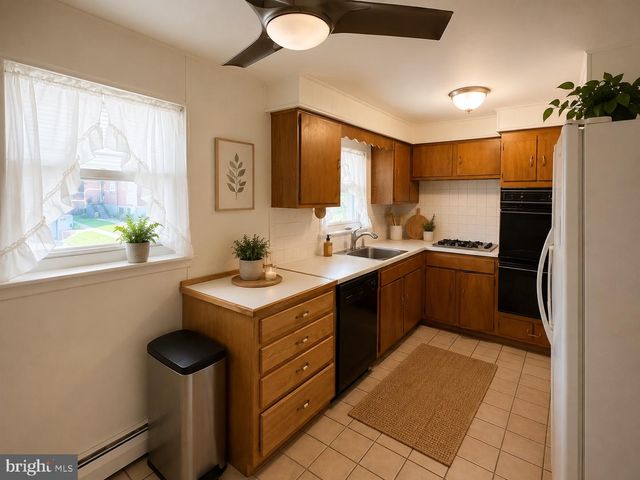 7285 VALLEY AVE, Philadelphia, PA 19128