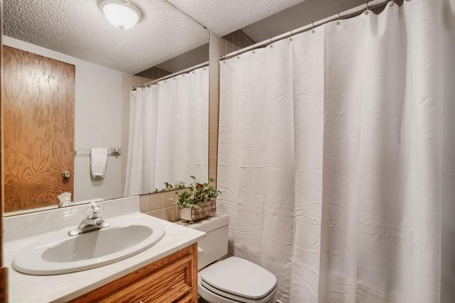 16820 Honeysuckle Lane, Eden Prairie, MN 55346