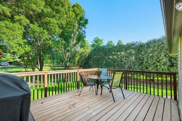 16820 Honeysuckle Lane, Eden Prairie, MN 55346