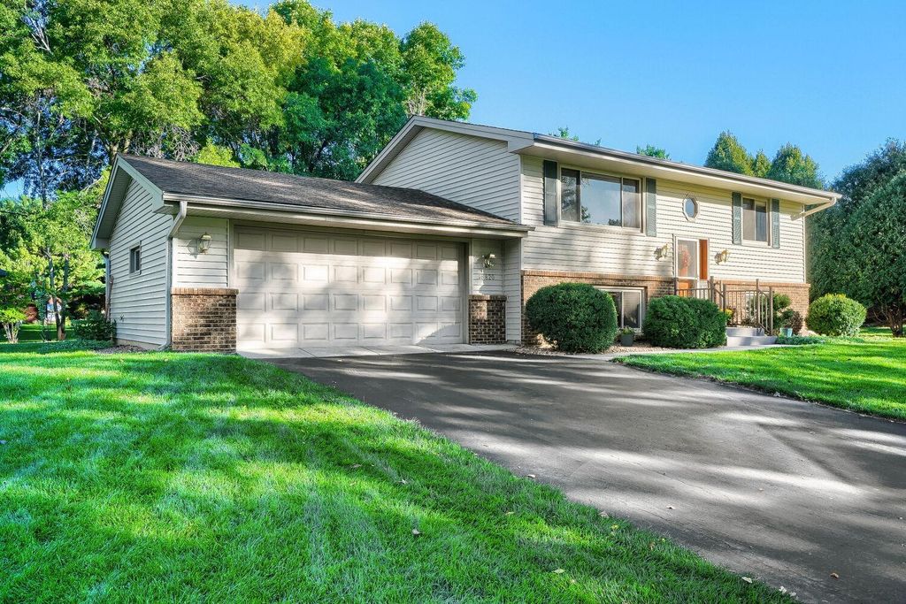 16820 Honeysuckle Lane, Eden Prairie, MN 55346 — exterior