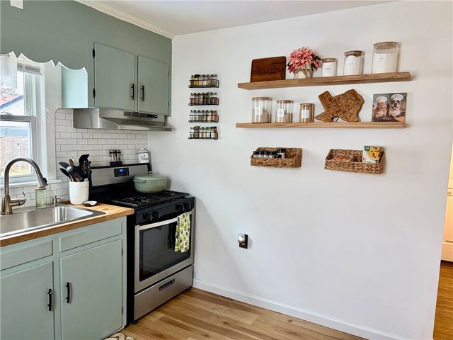 62 Benwell Road, Rochester, NY 14616