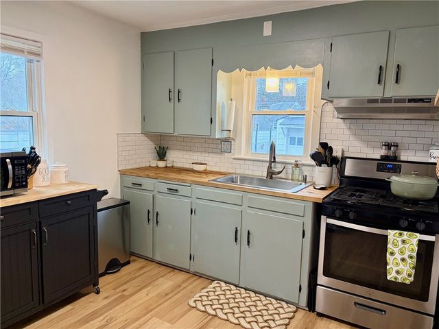 62 Benwell Road, Rochester, NY 14616