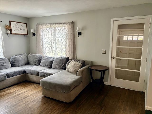 62 Benwell Road, Rochester, NY 14616